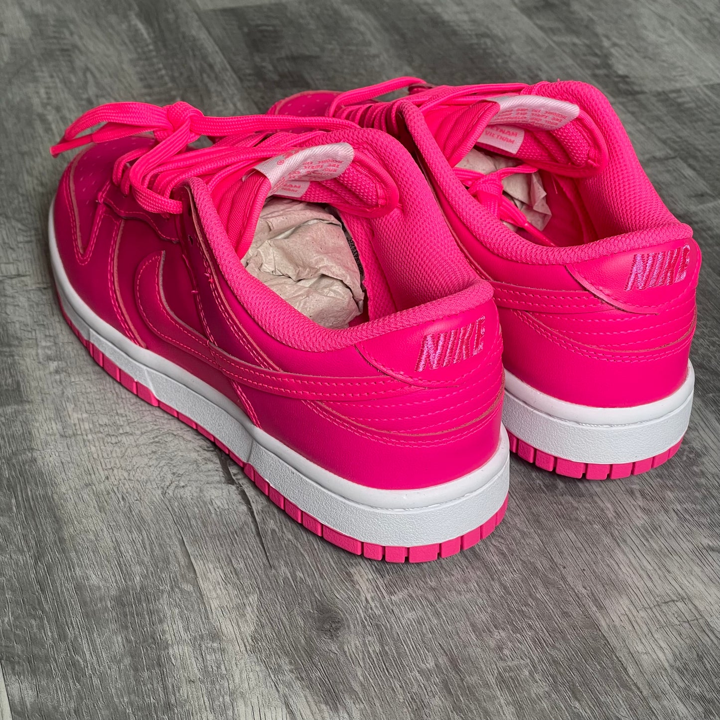 Nike Dunk Low Women "Hyper Pink"