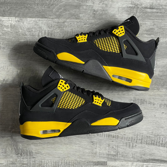 Air Jordan 4 Retro “Thunder”