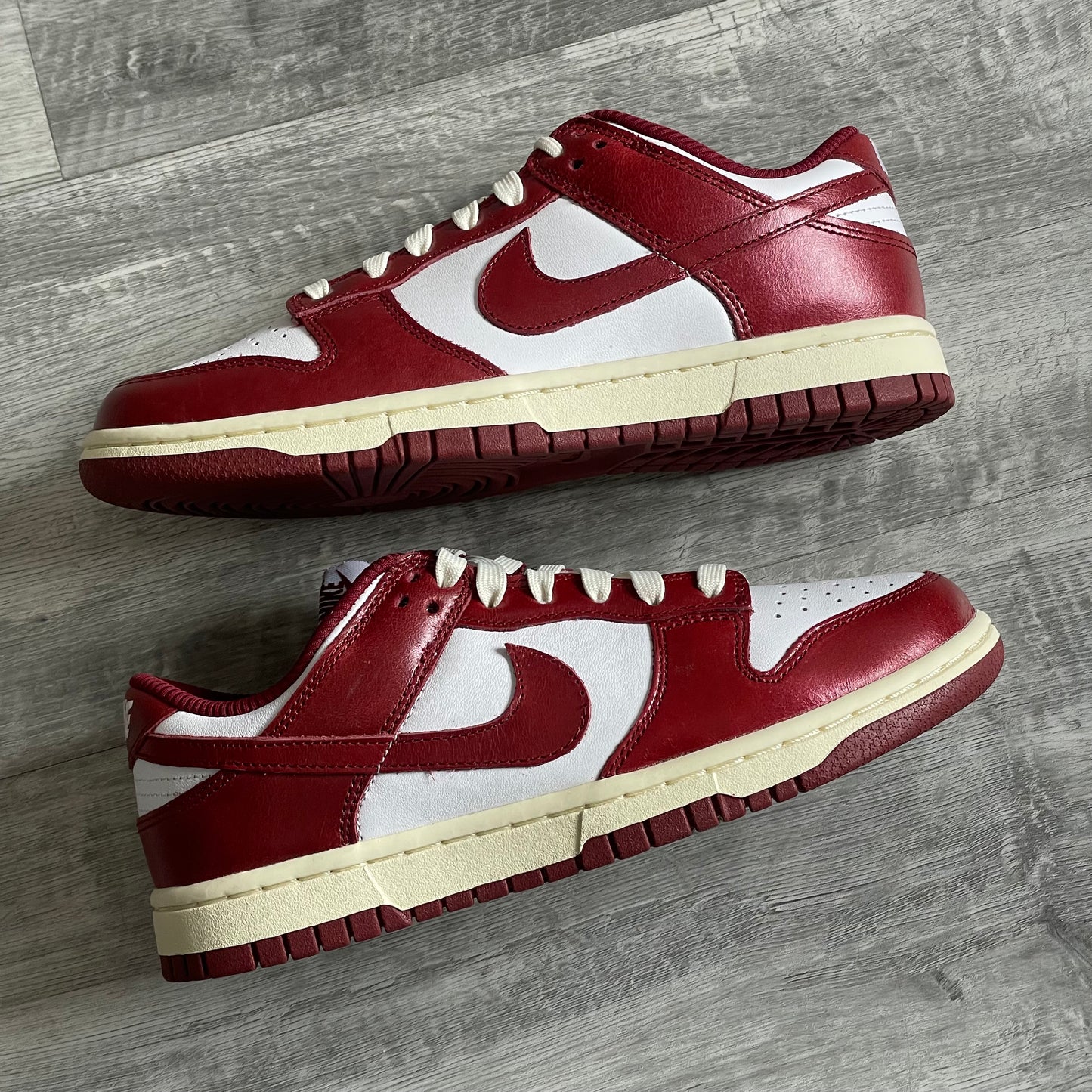 Nike Dunk Low W “Team Red Vintage”